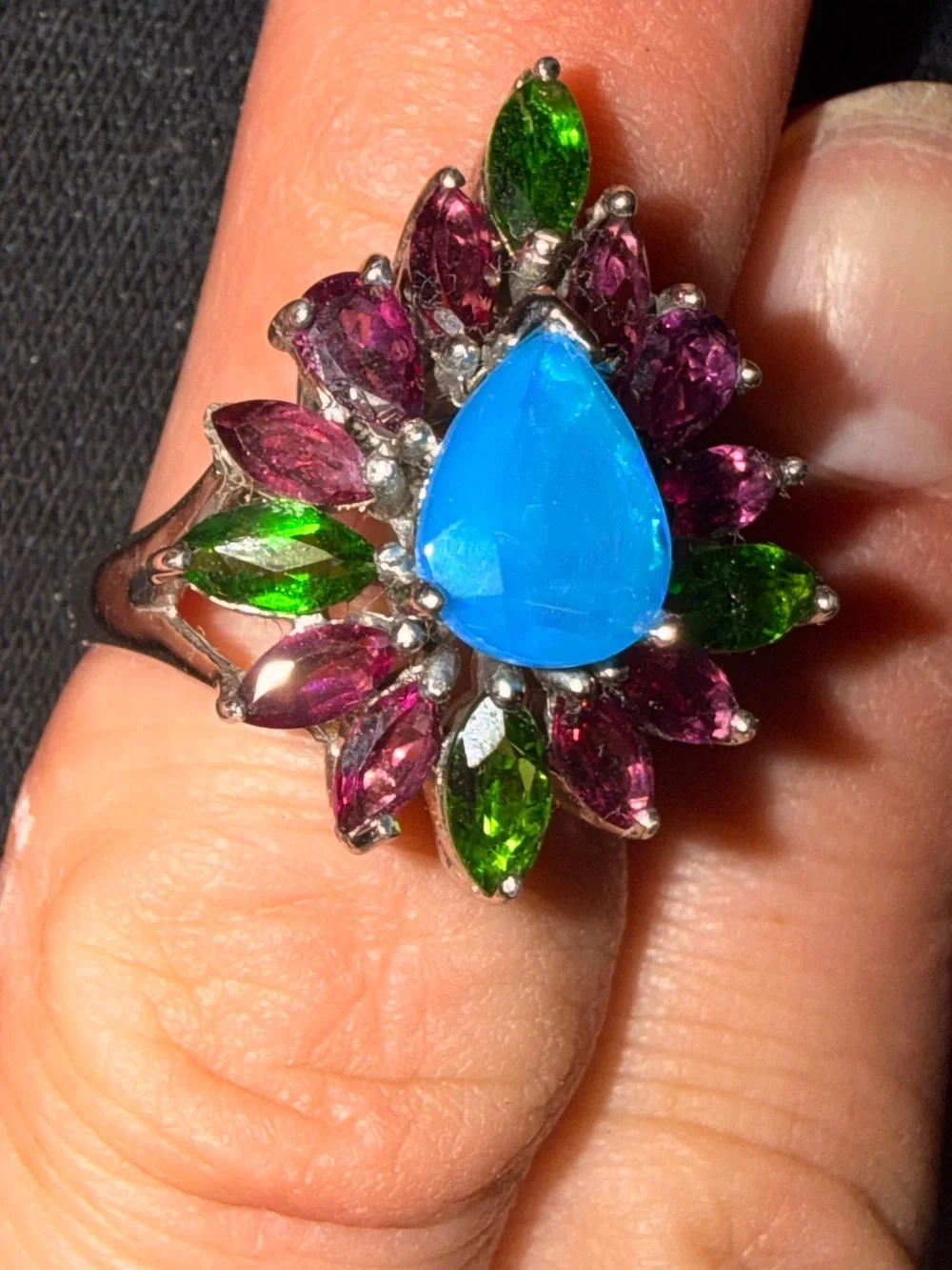 Natural blue opal Sz7.5